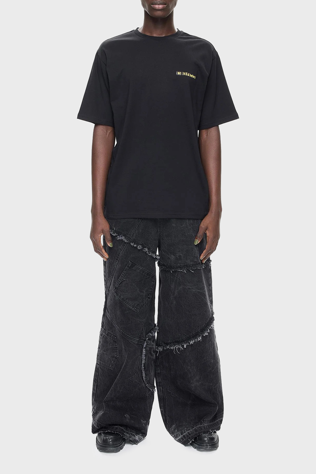 Les Benjamins Pamuklu Relaxed Fit Bisiklet Yaka Erkek T Shirt LB24FWEAPMUTS-014 SİYAH