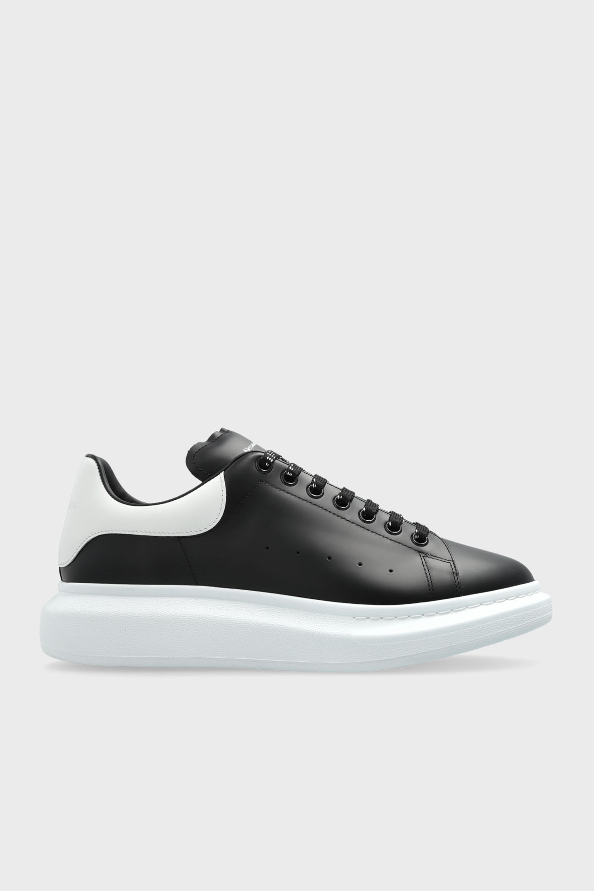 McQueen Logolu Hakiki Deri Sneaker Erkek Ayakkabı 553680 WIAIG 1070 SİYAH-BEYAZ