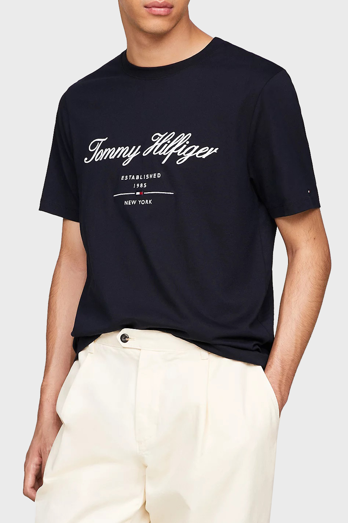 Tommy Hilfiger % 100 Pamuk Regular Fit Bisiklet Yaka Erkek T Shirt MW0MW33691 DW5 LACİVERT