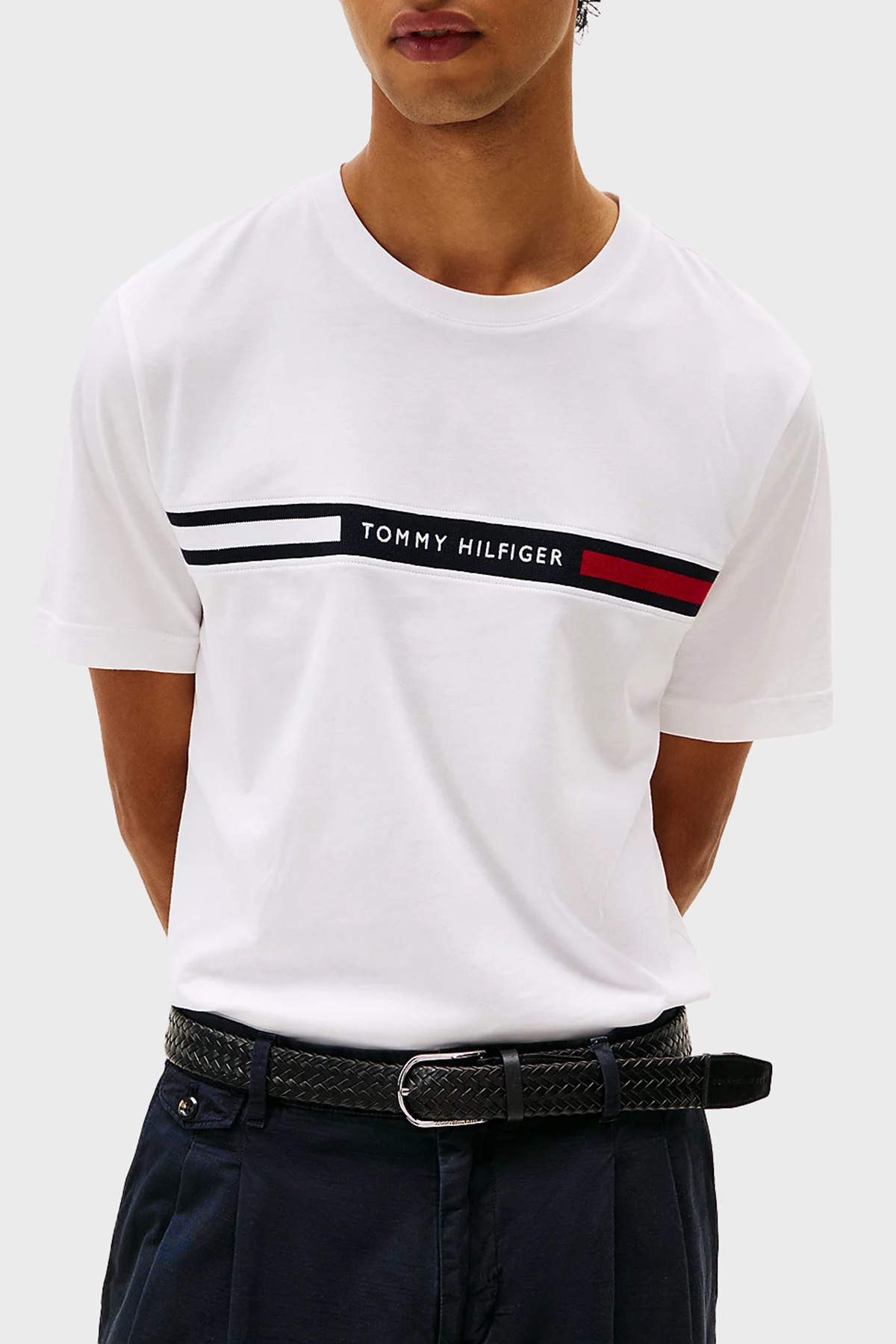Tommy Hilfiger % 100 Pamuk Regular Fit Bisiklet Yaka Logolu Erkek T Shirt MW0MW36498 YBR BEYAZ