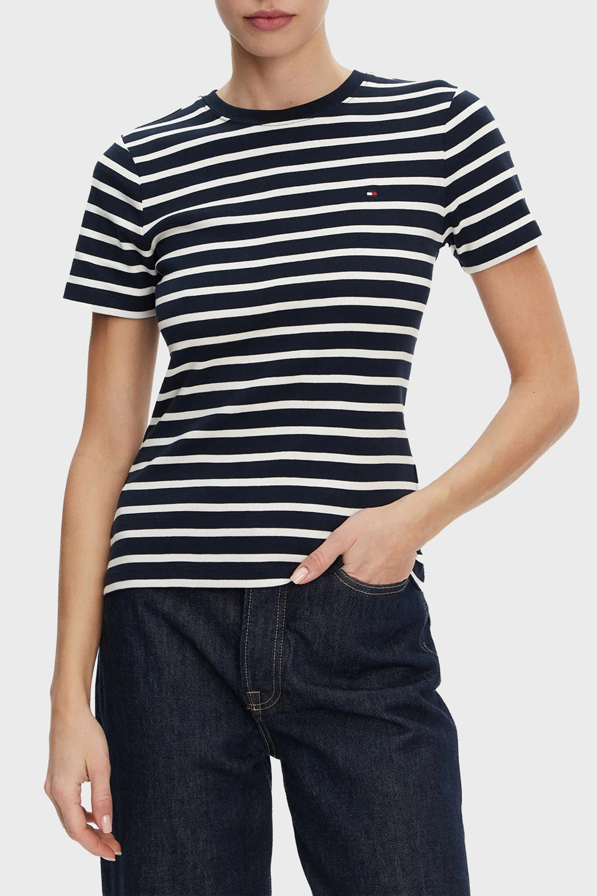 Tommy Hilfiger Çizgili Pamuklu Slim Fit Bisiklet Yaka Kadın T Shirt WW0WW40587 0X4 LACİVERT-BEYAZ