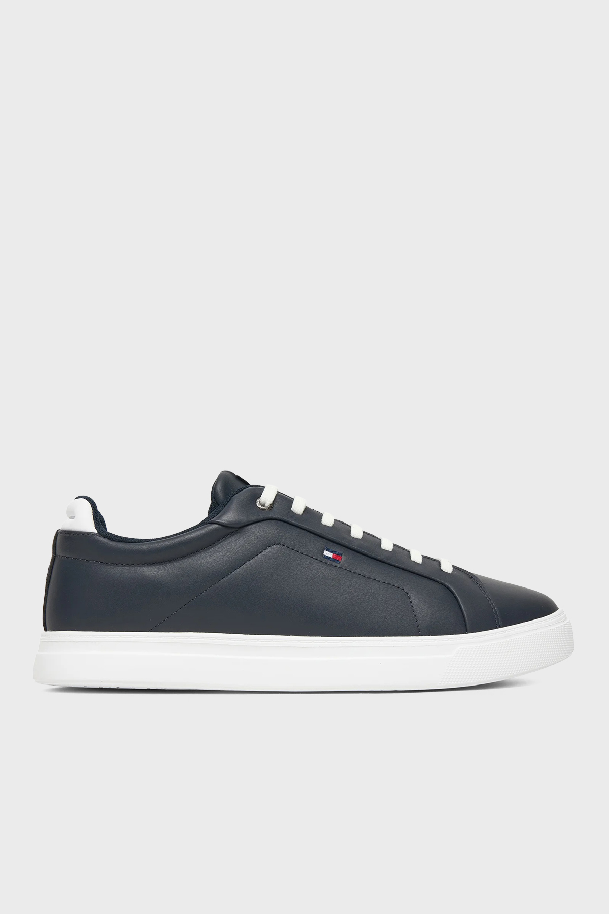 Tommy Hilfiger Deri Logolu Sneaker Erkek Ayakkabı FM0FM05678 DW5 LACİVERT