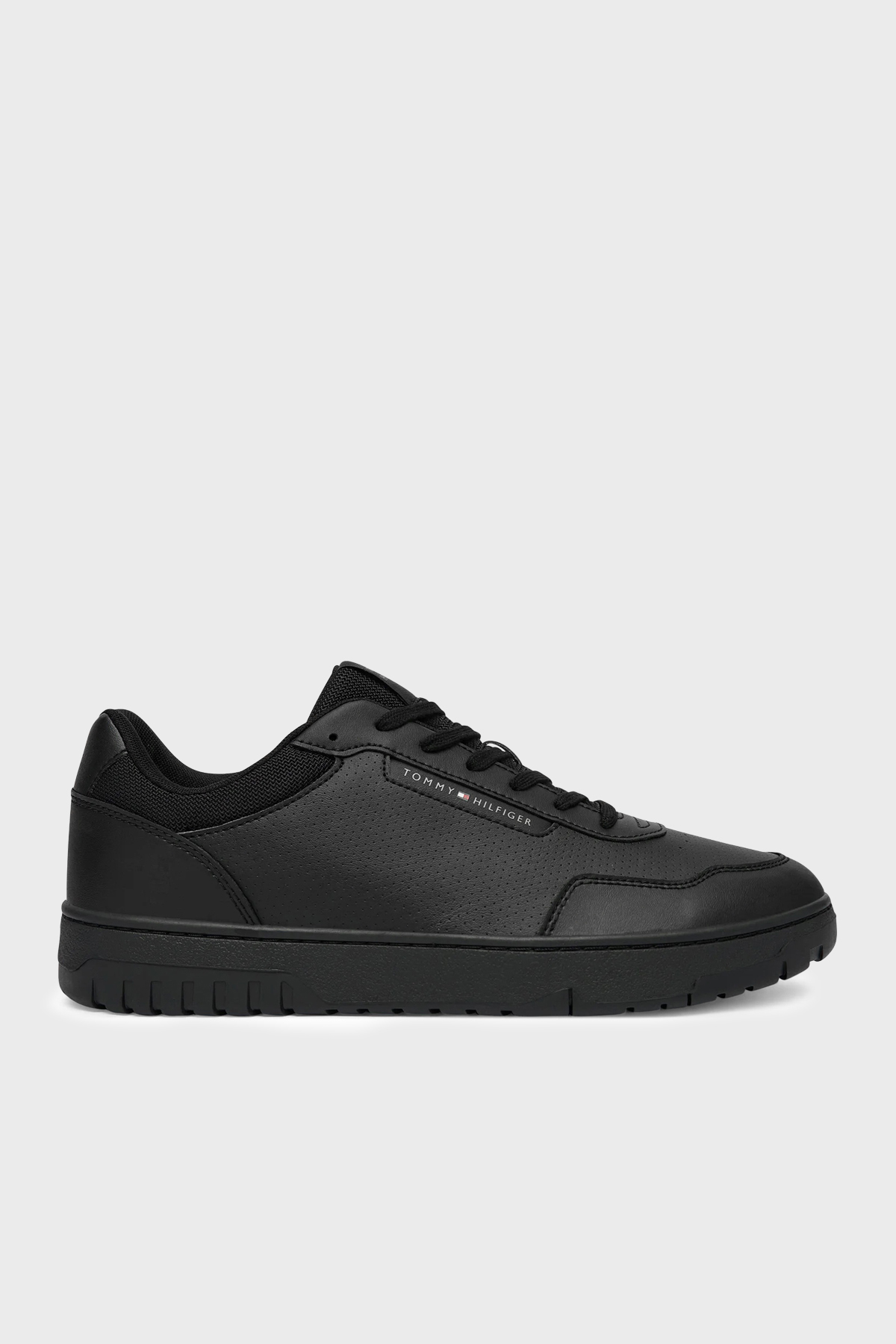 Tommy Hilfiger Deri Logolu Sneaker Erkek Ayakkabı FM0FM05713 BDS SİYAH