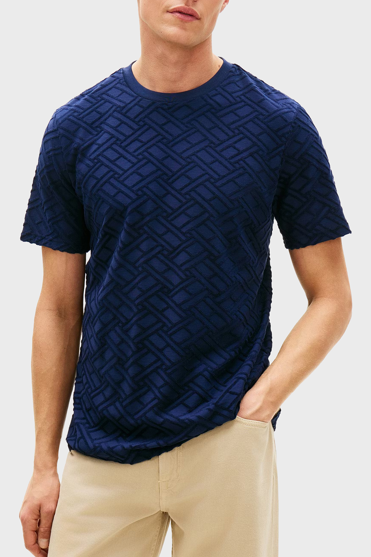 Tommy Hilfiger Jakarlı Pamuklu Regular Fit Bisiklet Yaka Erkek T Shirt MW0MW42381 DCC LACİVERT