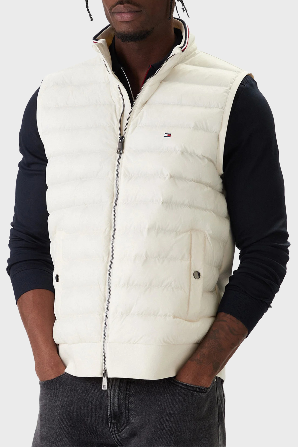 Tommy Hilfiger Kapitoneli Regular Fit Dik Yaka Şişme Erkek Yelek MW0MW41441 Z00 AÇIK BEJ