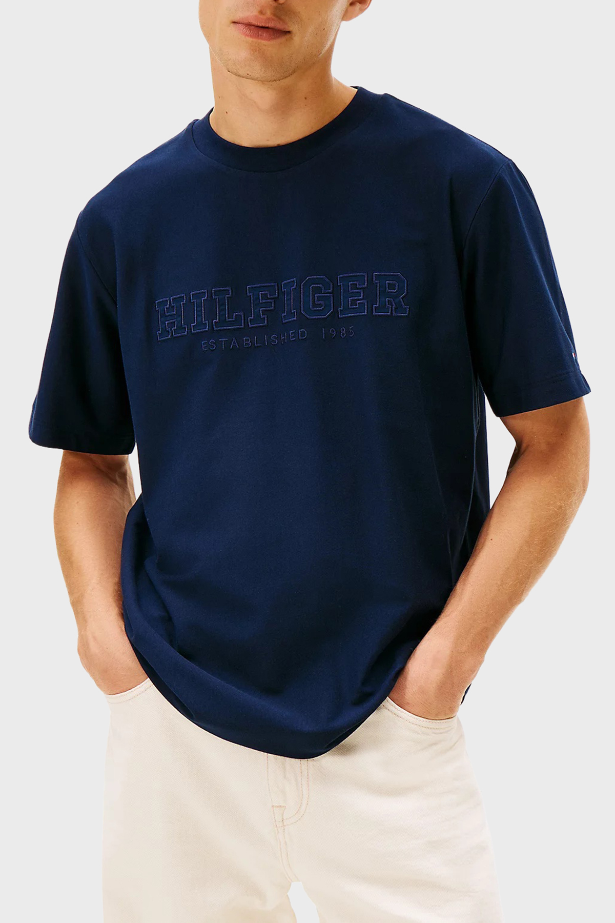 Tommy Hilfiger Logolu % 100 Pamuk Regular Fit Bisiklet Yaka Erkek T Shirt MW0MW41766 C1G LACİVERT