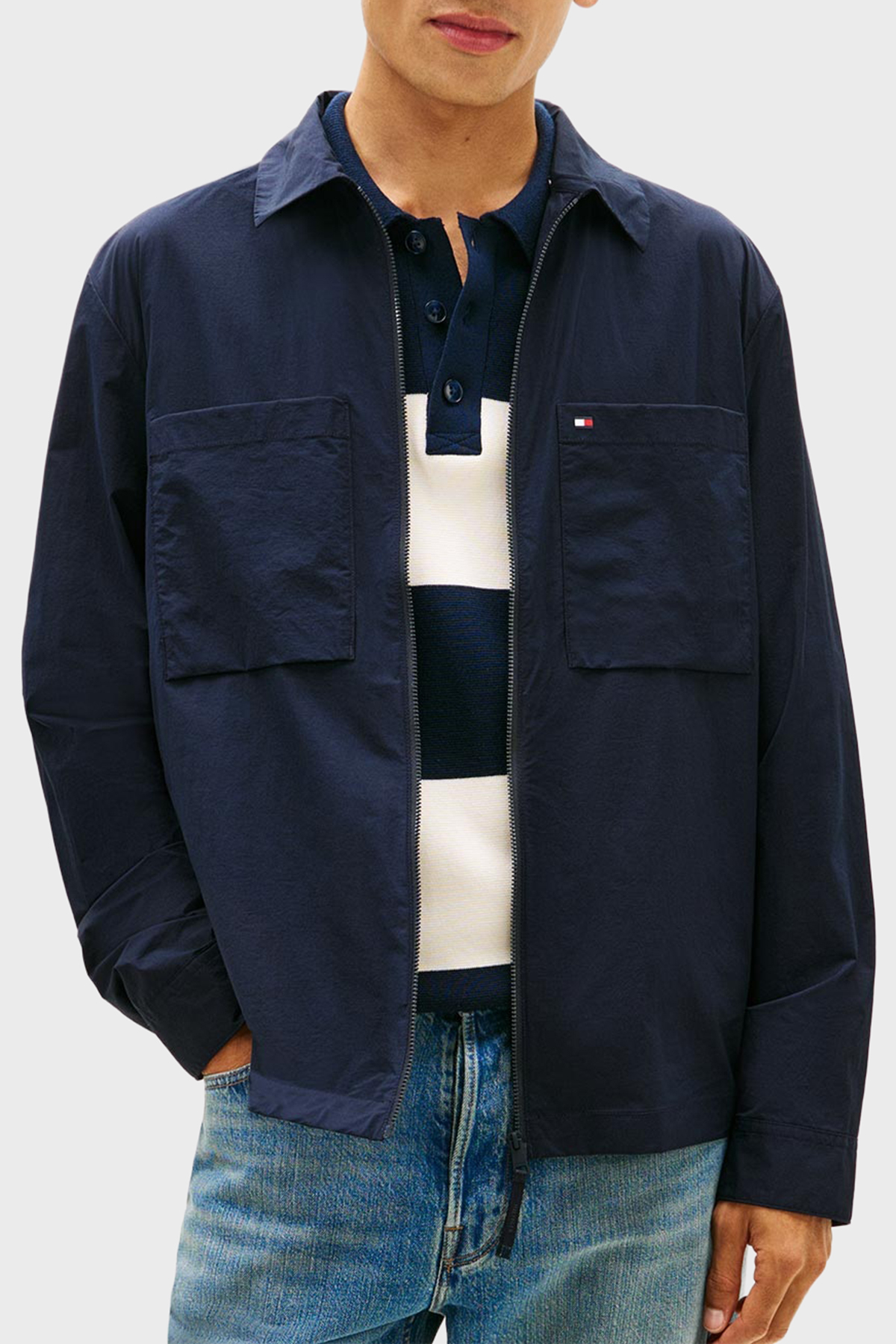 Tommy Hilfiger Logolu Pamuk Karışımlı Relaxed Fit Fermuarlı Erkek Mont MW0MW42586 DW5 LACİVERT
