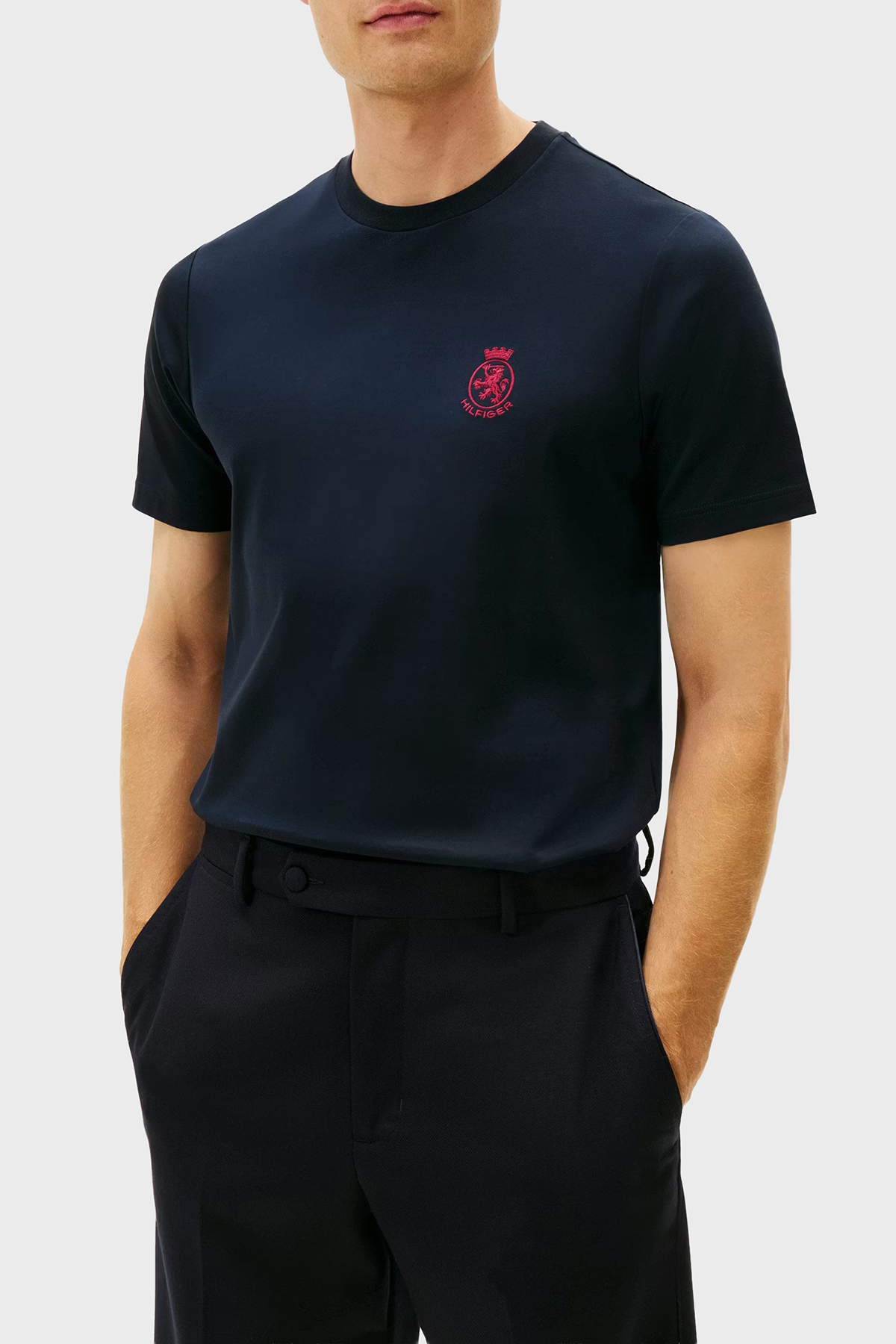 Tommy Hilfiger Logolu Pamuklu Regular Fit Bisiklet Yaka Erkek T Shirt MW0MW42854 DW5 LACİVERT