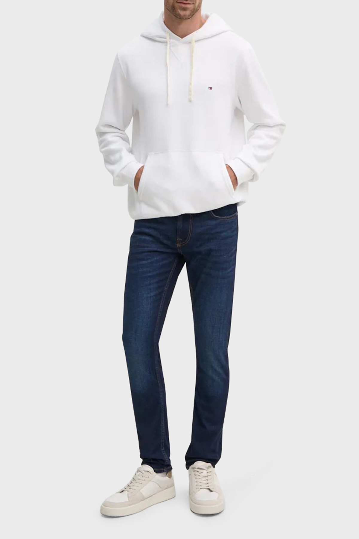 Tommy Hilfiger Logolu Pamuklu Regular Fit Kapüşonlu Erkek Sweat MW0MW37230 YBR BEYAZ