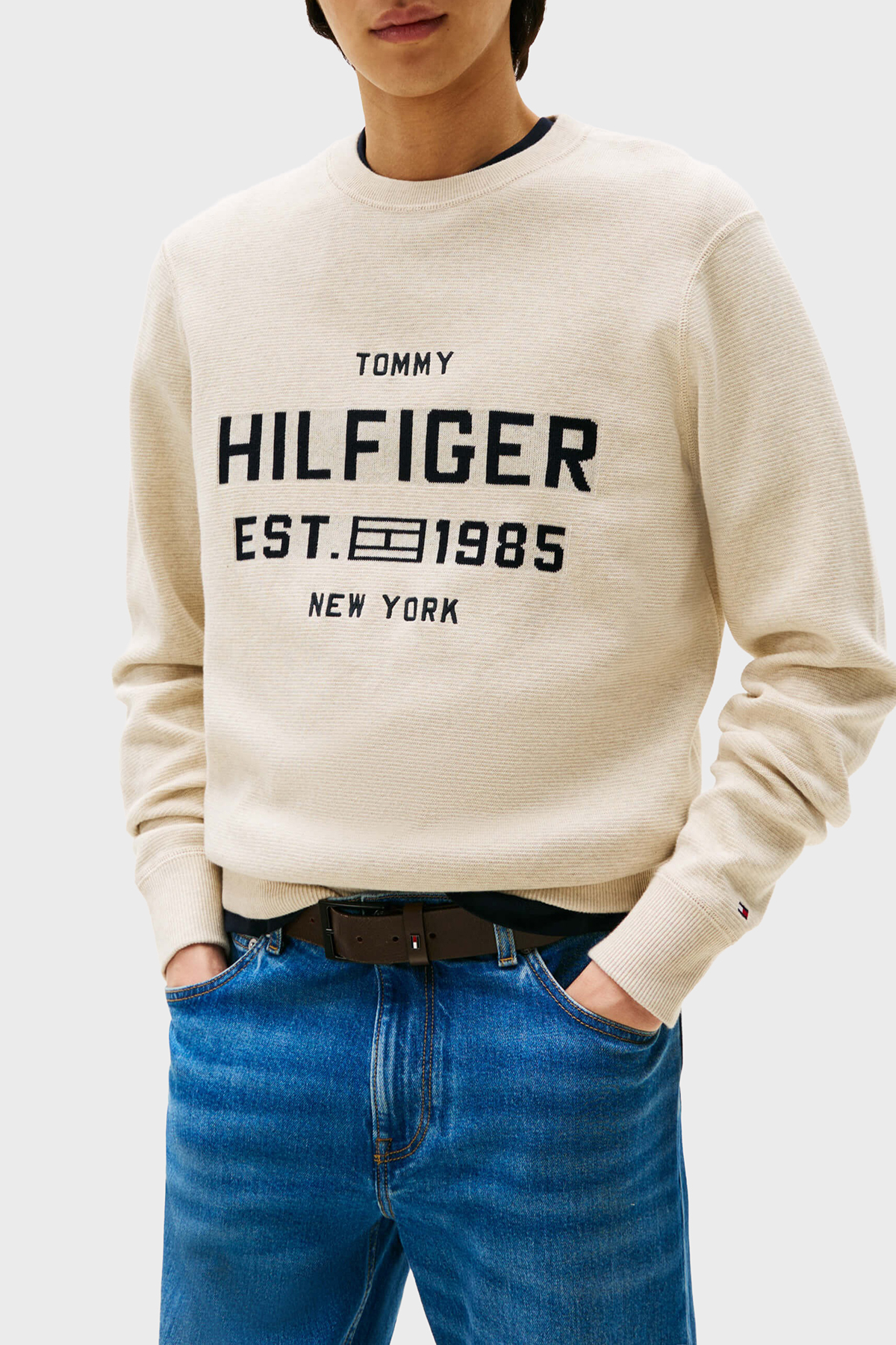 Tommy Hilfiger Pamuklu Regular Fit Bisiklet Yaka Logolu Erkek Kazak MW0MW39533 HGF BEJ