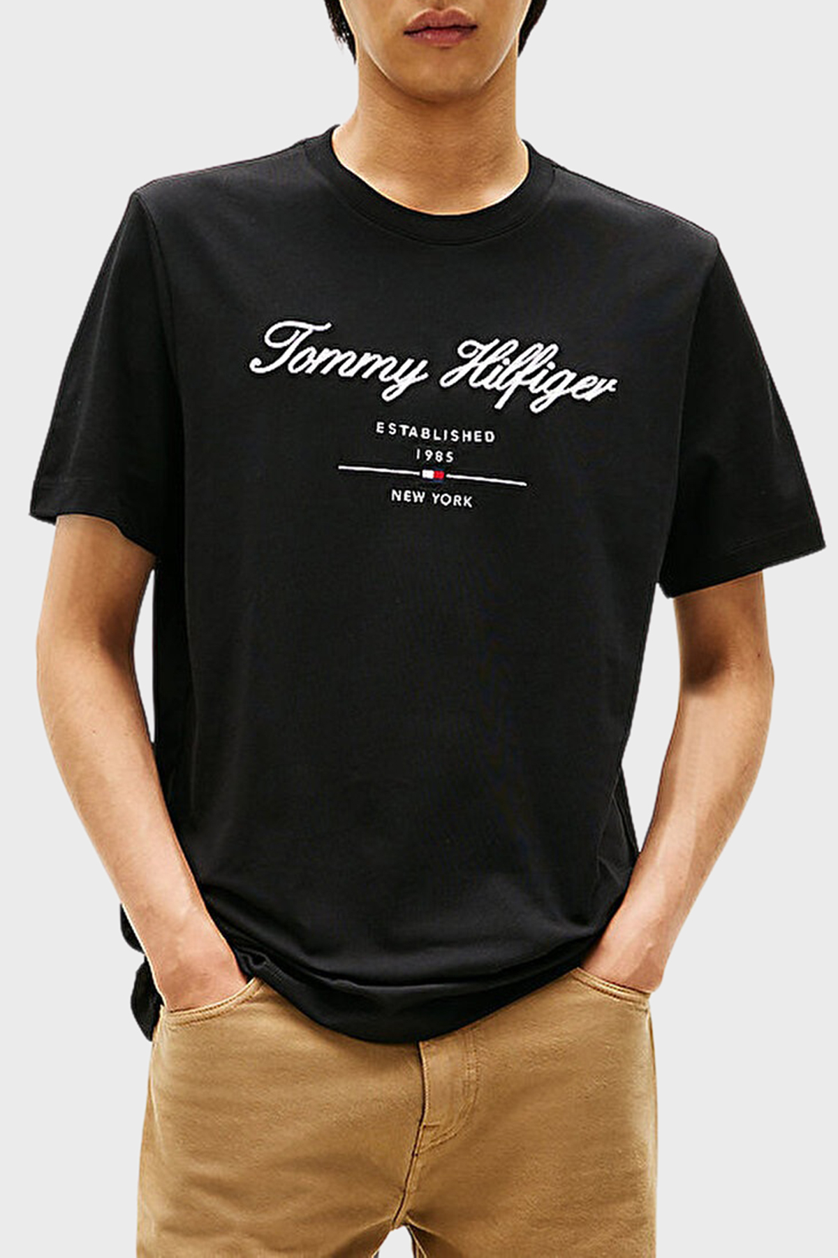 Tommy Hilfiger Pamuklu Regular Fit Logolu Bisiklet Yaka Erkek T Shirt MW0MW33691 BDS SİYAH
