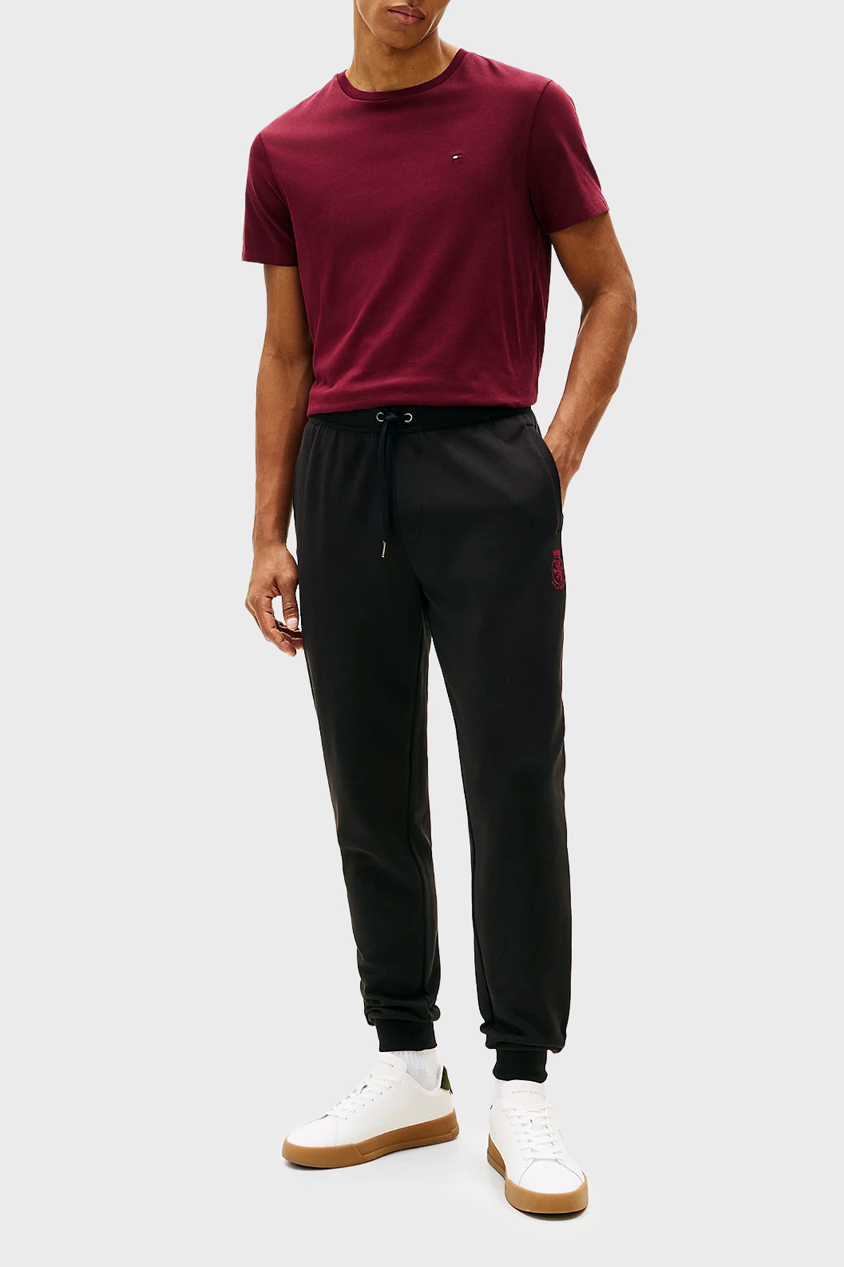 Tommy Hilfiger Pamuklu Regular Fit Normal Bel Lastikli Paça Jogger Erkek Pantolon MW0MW42856 BDS SİYAH