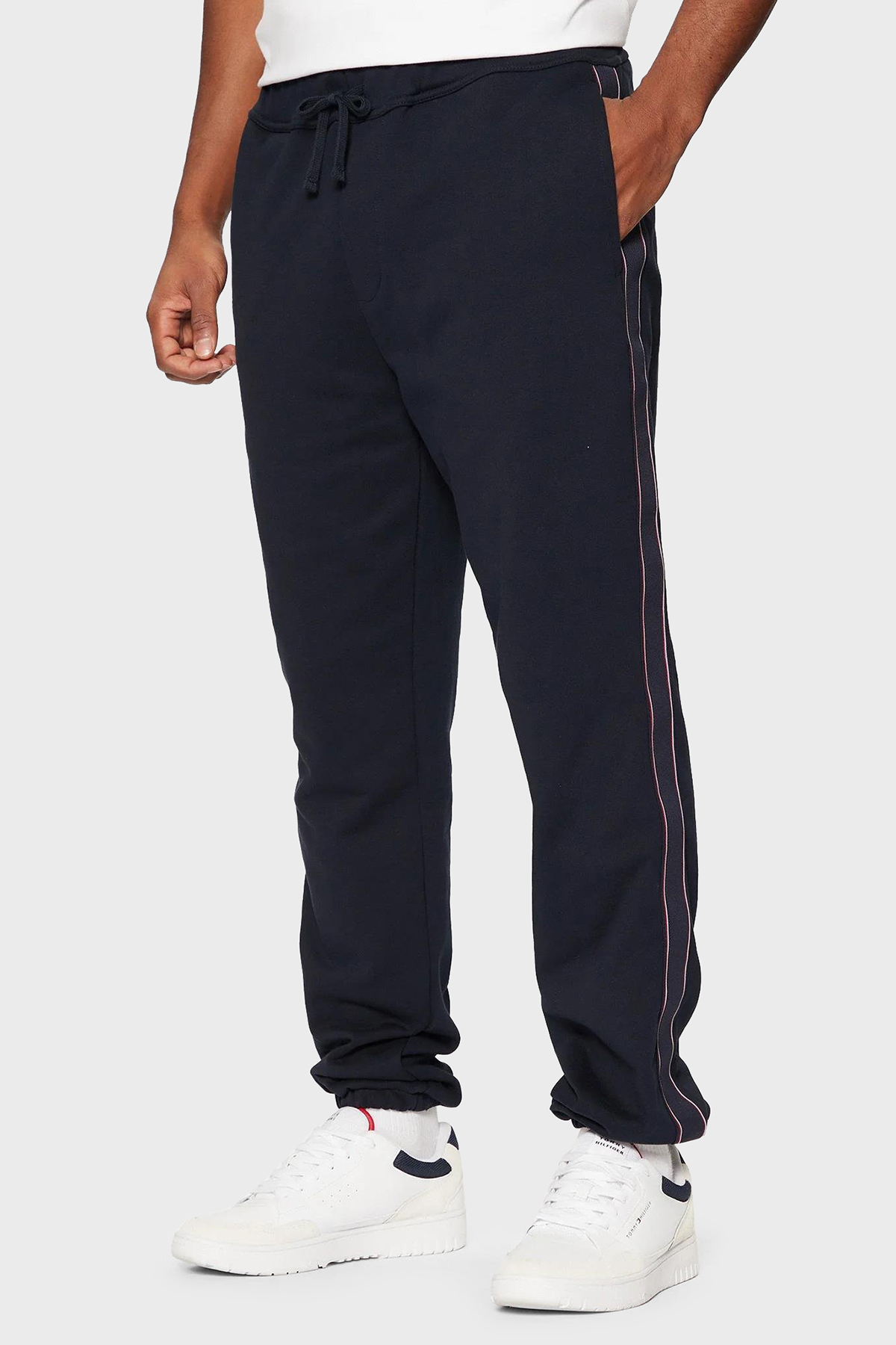 Tommy Hilfiger Regular Fit Normal Bel Ribanalı Paça Jogger Erkek Pantolon MW0MW37477 DW5 LACİVERT