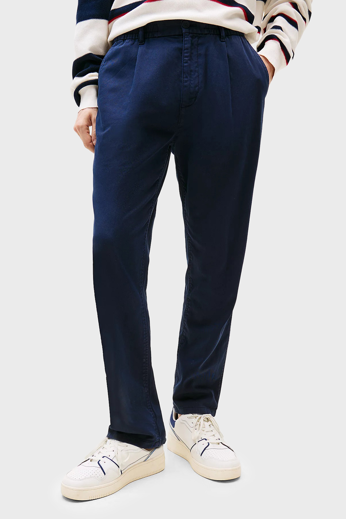 Tommy Jeans % 100 Pamuk Relaxed Fit Orta Bel Düz Paça Erkek Pantolon DM0DM21705 C1G LACİVERT