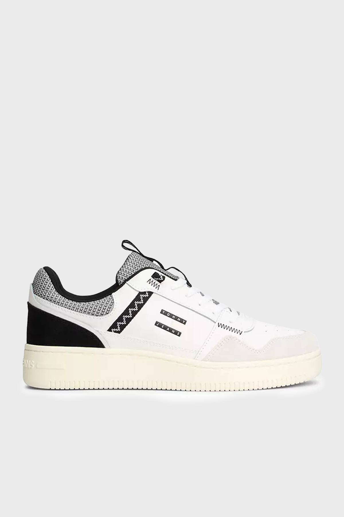 Tommy Jeans Deri Logolu Sneaker Erkek Ayakkabı EM0EM01657 0K9 BEJ-SİYAH