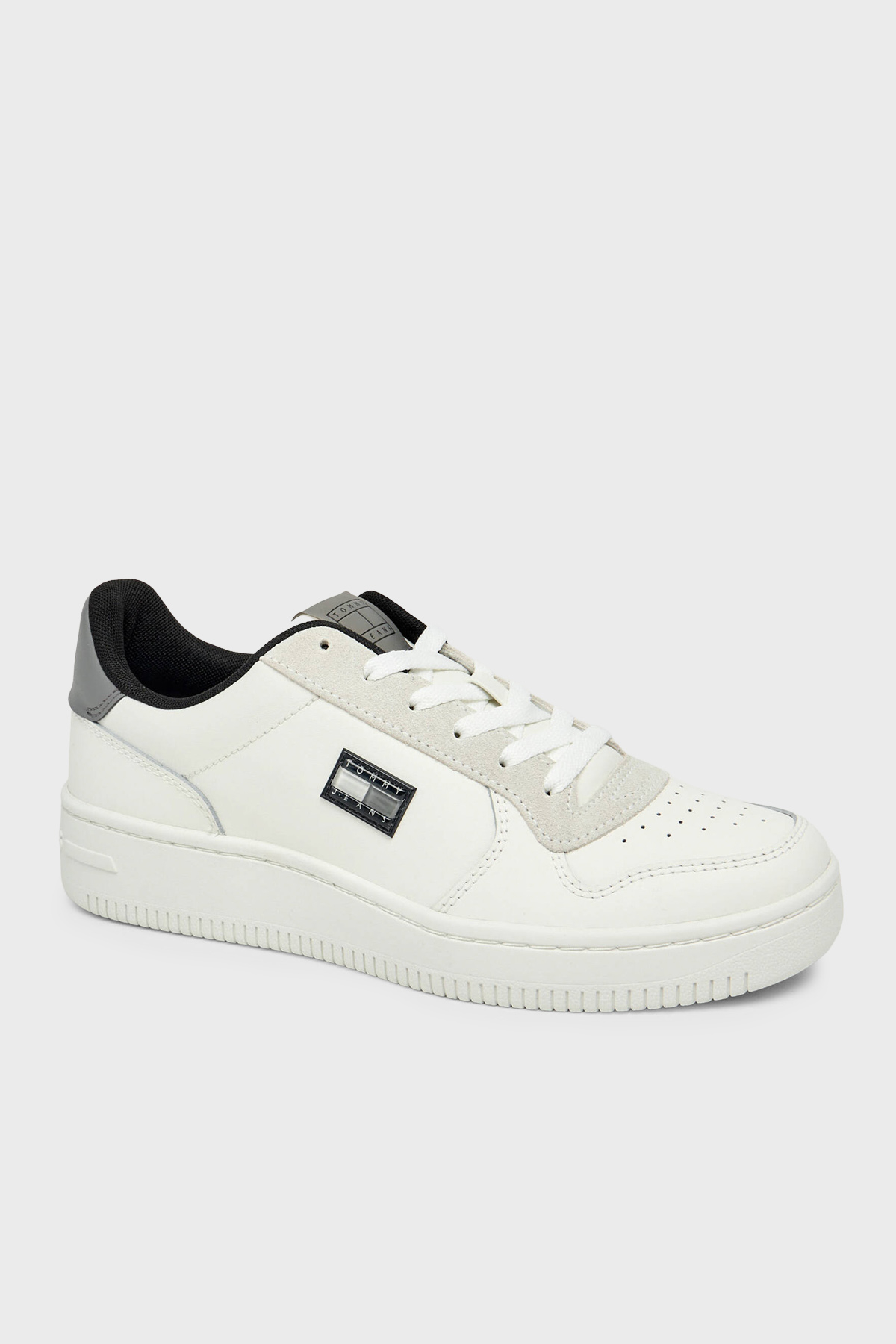 Tommy Jeans Deri Logolu Sneaker Erkek Ayakkabı EM0EM01681 0K6 BEYAZ