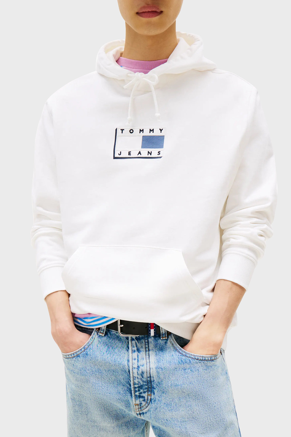Tommy Jeans Logo Baskılı Pamuklu Regular Fit Kapüşonlu Erkek Sweat DM0DM21623 YBL BEYAZ