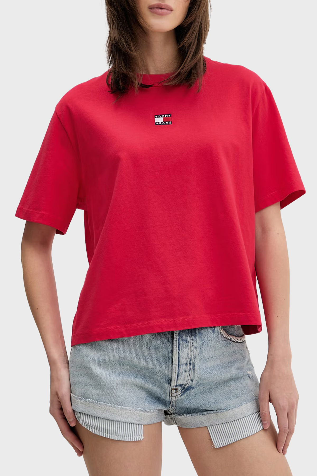 Tommy Jeans Logolu Pamuklu Boxy Fit Bisiklet Yaka Kadın T Shirt DW0DW22202 XK3 KIRMIZI