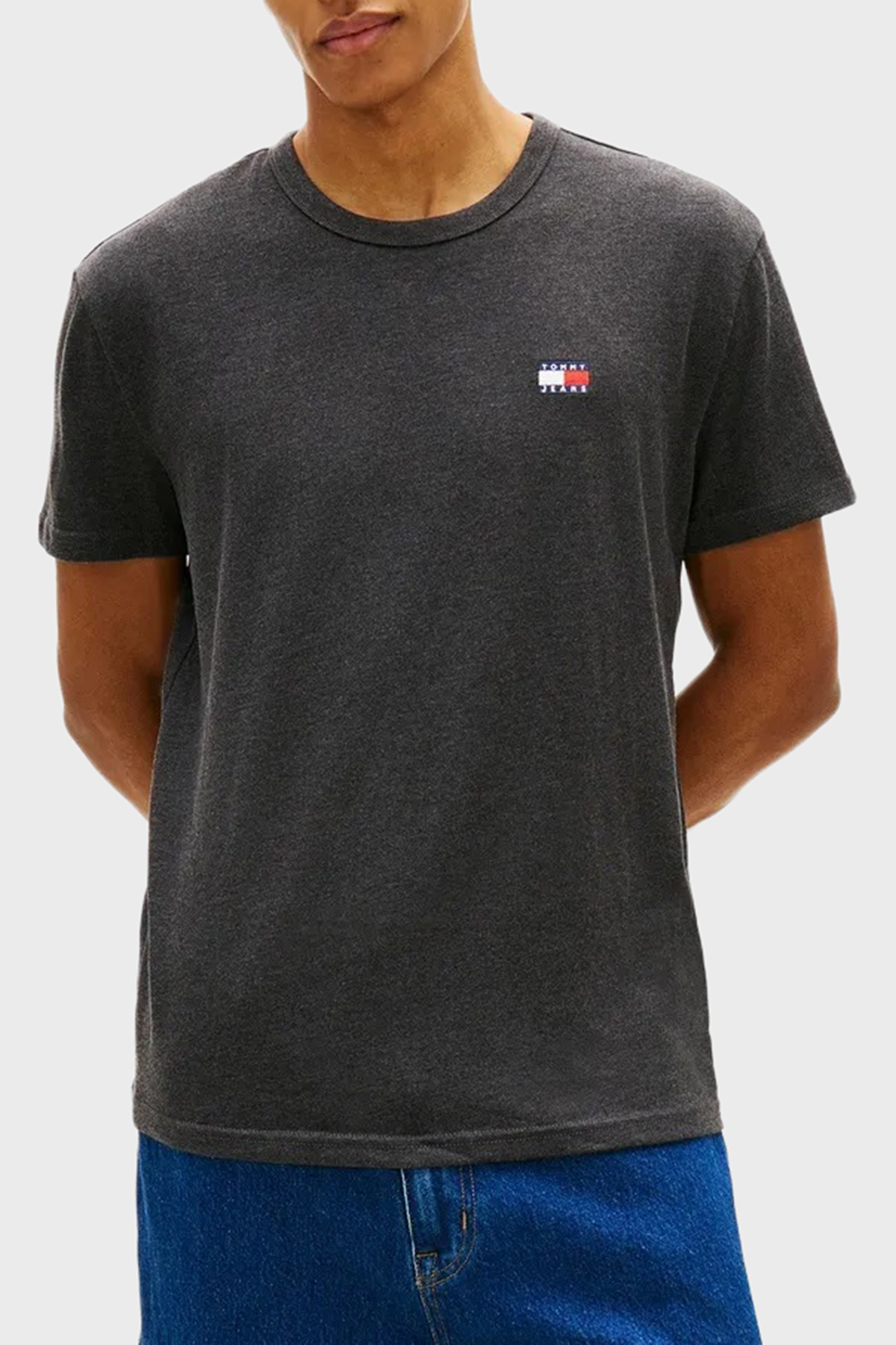 Tommy Jeans Pamuk Karışımlı Regular Fit Bisiklet Yaka Erkek T Shirt DM0DM22667 BDS SİYAH
