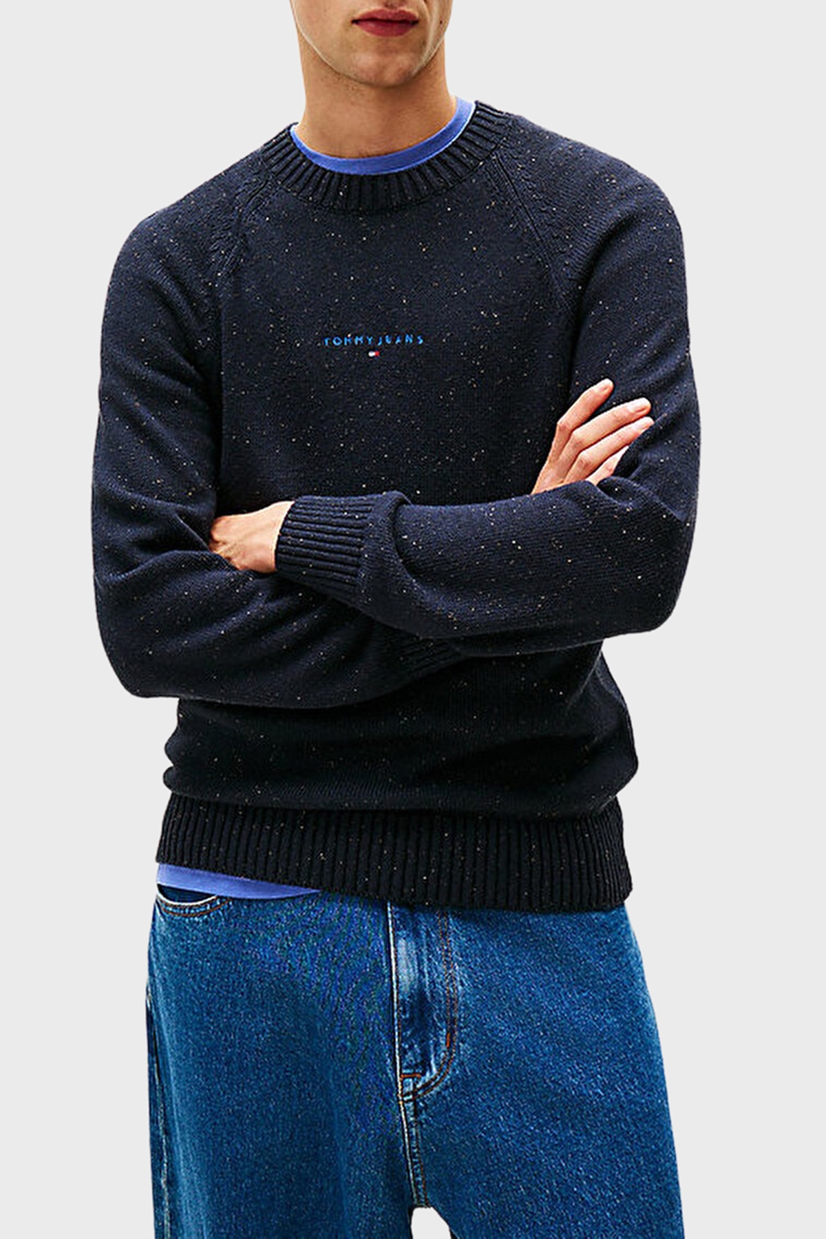 Tommy Jeans Pamuk Karışımlı Slim Fit Bisiklet Yaka Logo İşlemeli Erkek Kazak DM0DM22097 C1G LACİVERT