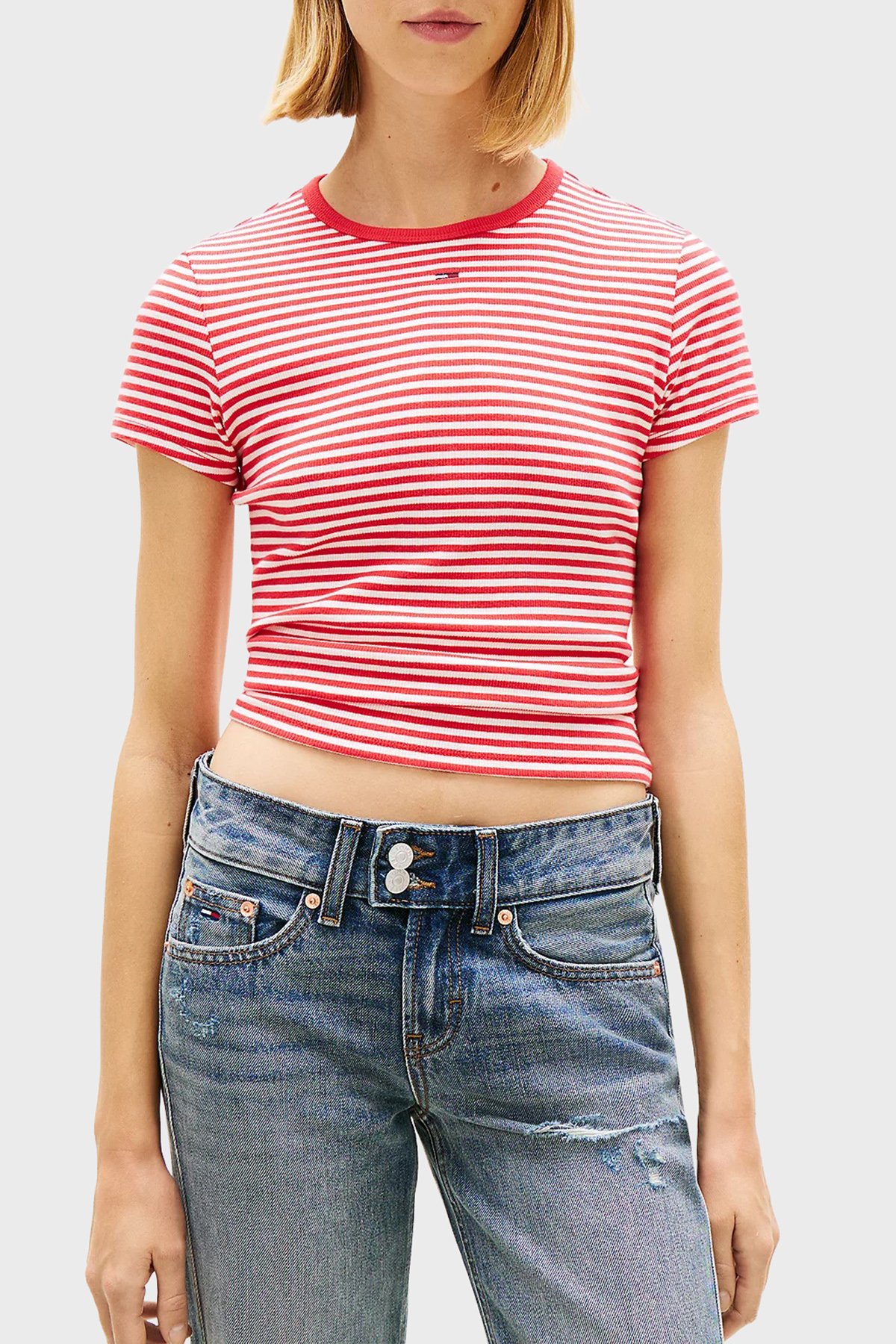Tommy Jeans Pamuklu Çizgili Slim Fit Bisiklet Yaka Kadın T Shirt DW0DW17383 0EY KIRMIZI-BEYAZ