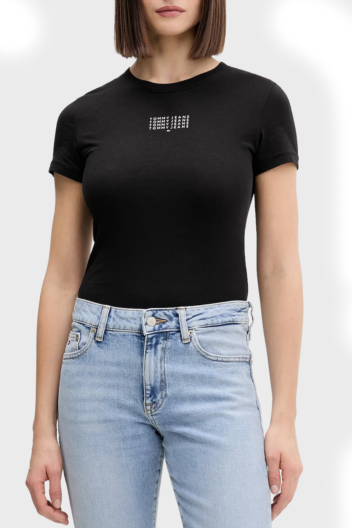 Tommy Jeans Pamuklu Regular Fit  Logolu Bisiklet Yaka Kadın T Shirt DW0DW21841 BDS SİYAH