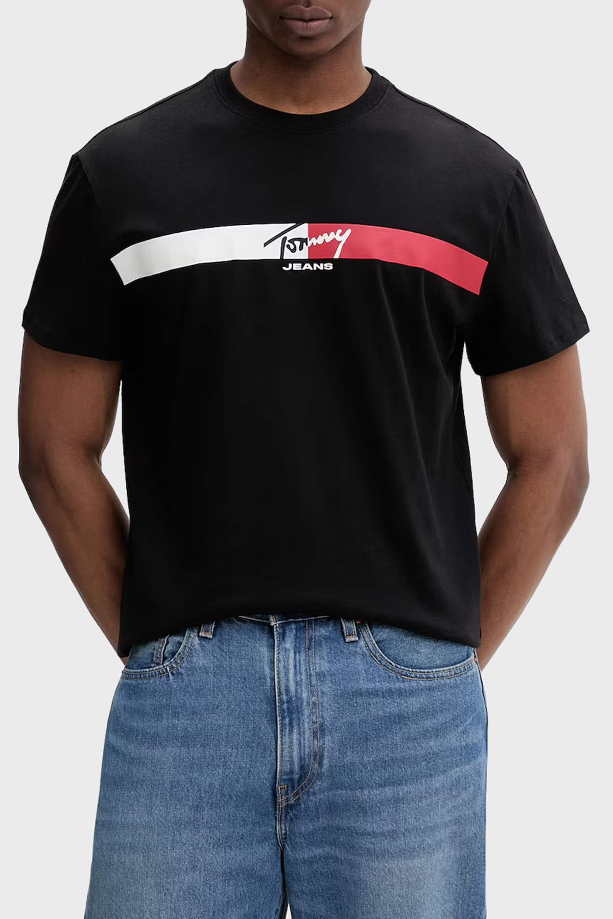 Tommy Jeans Pamuklu Regular Fit Logolu Bisiklet Yaka Erkek T Shirt DM0DM22539 BDS SİYAH