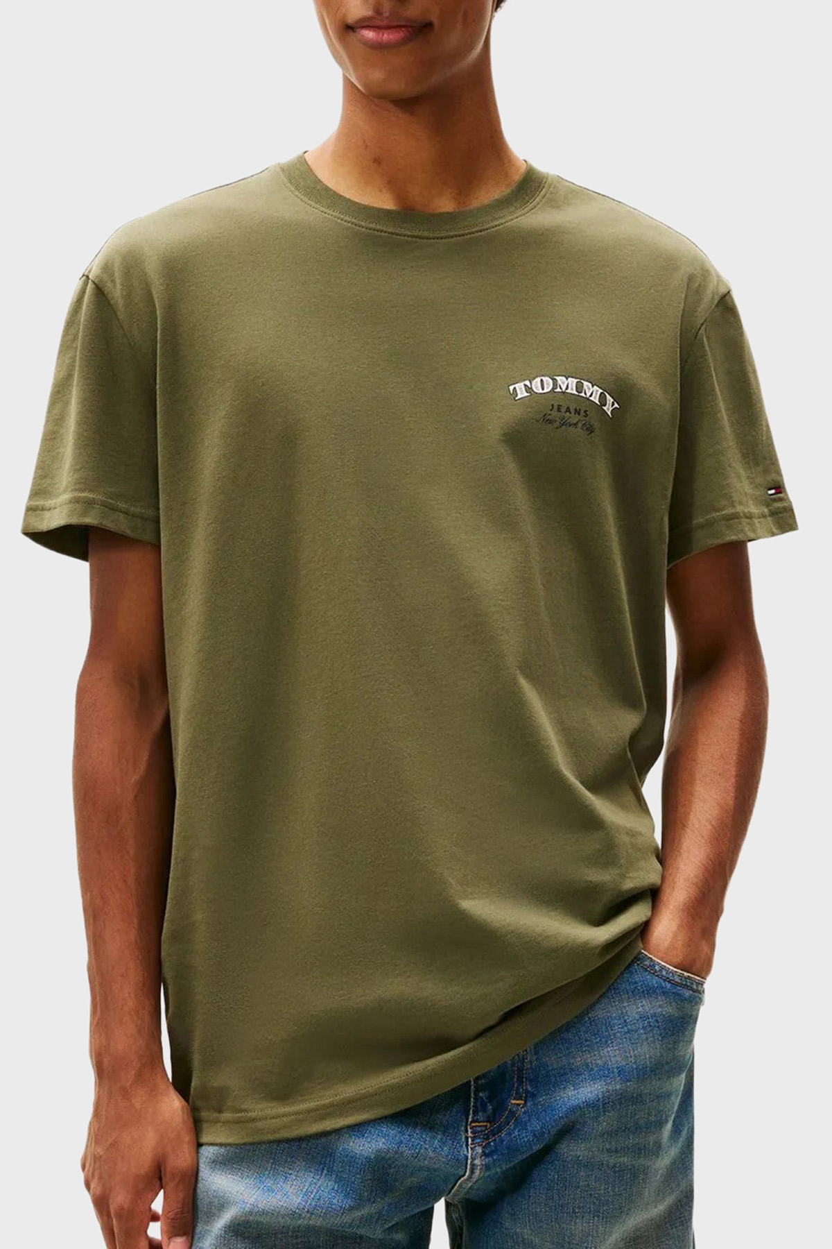 Tommy Jeans Sırt Baskılı Regular Fit Bisiklet Yaka Erkek T Shirt DM0DM22318 GY1 KOYU YEŞİL