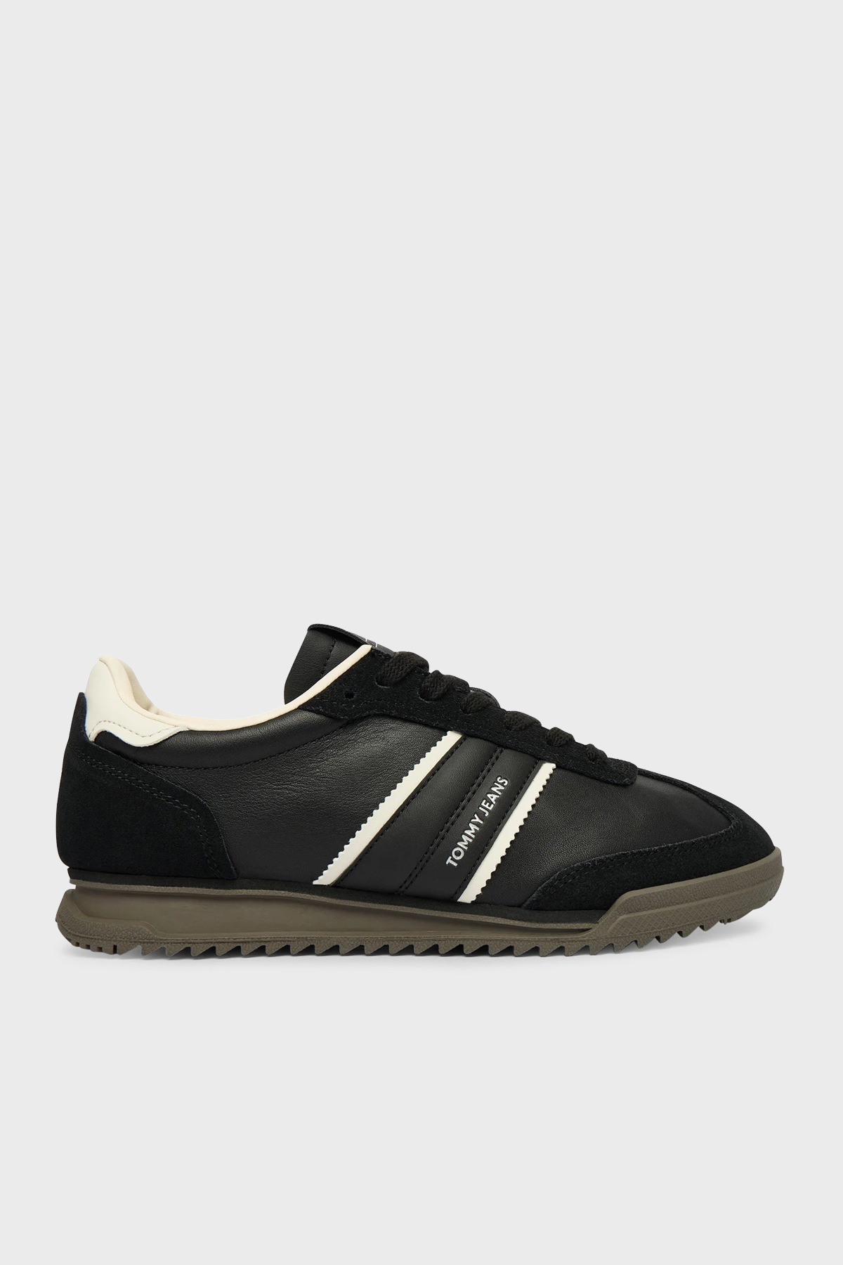 Tommy Jeans Süet Logolu Sneaker Kadın Ayakkabı EN0EN03001 BDS SİYAH