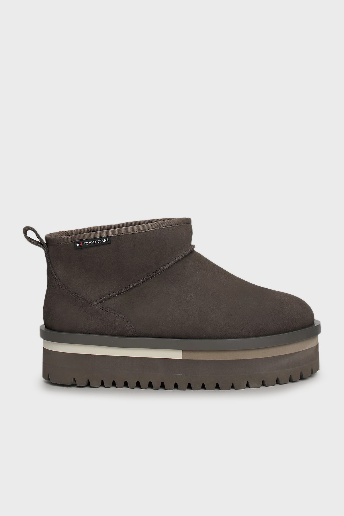 Tommy Jeans Süet Tırtıklı Platform Taban Kısa Kadın Bot EN0EN02599 PL0 KOYU GRİ