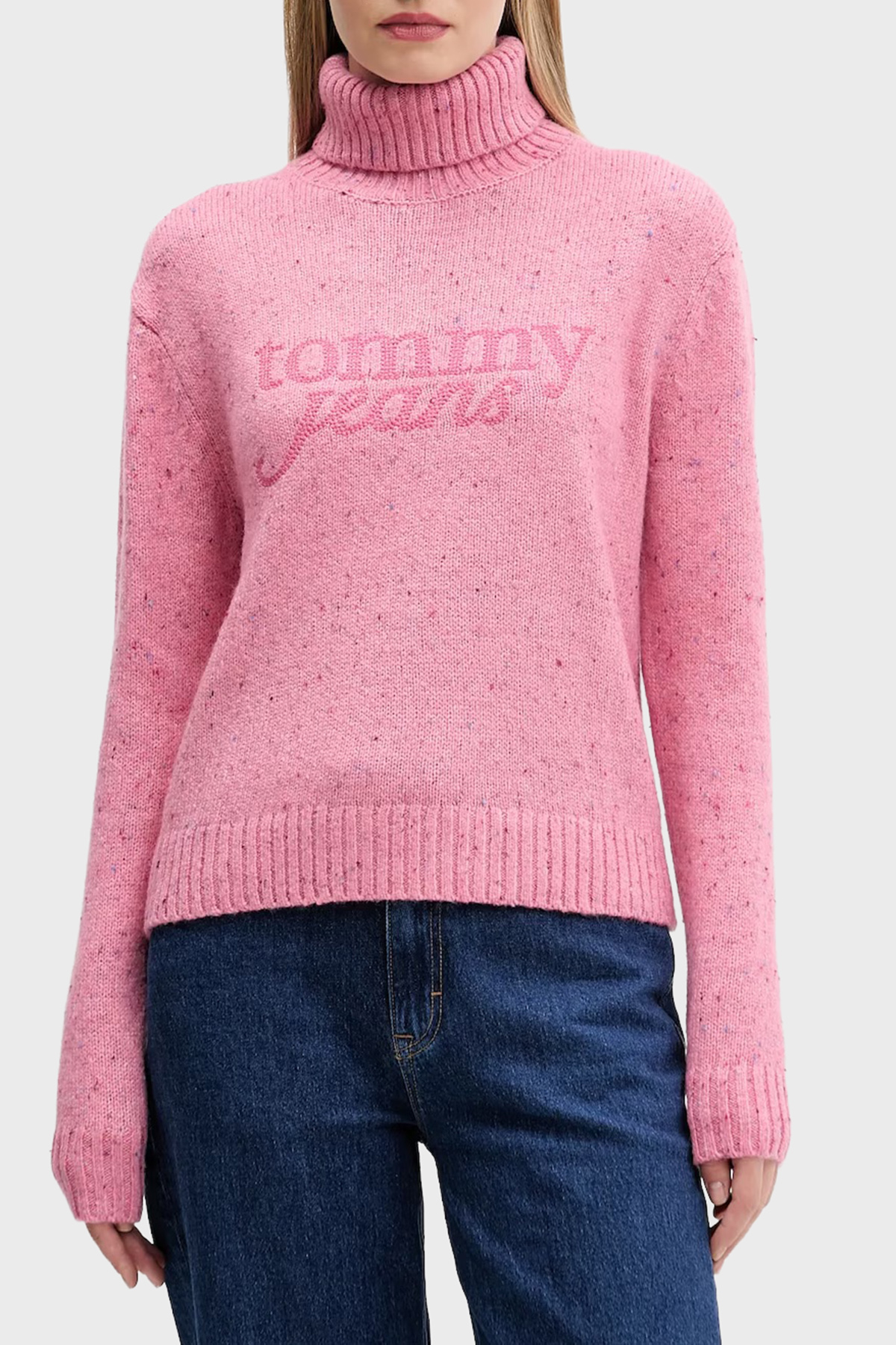 Tommy Jeans Yün Karışımlı Relaxed Fit Balıkçı Yaka Logolu Kadın Kazak DW0DW21687 THC PEMBE