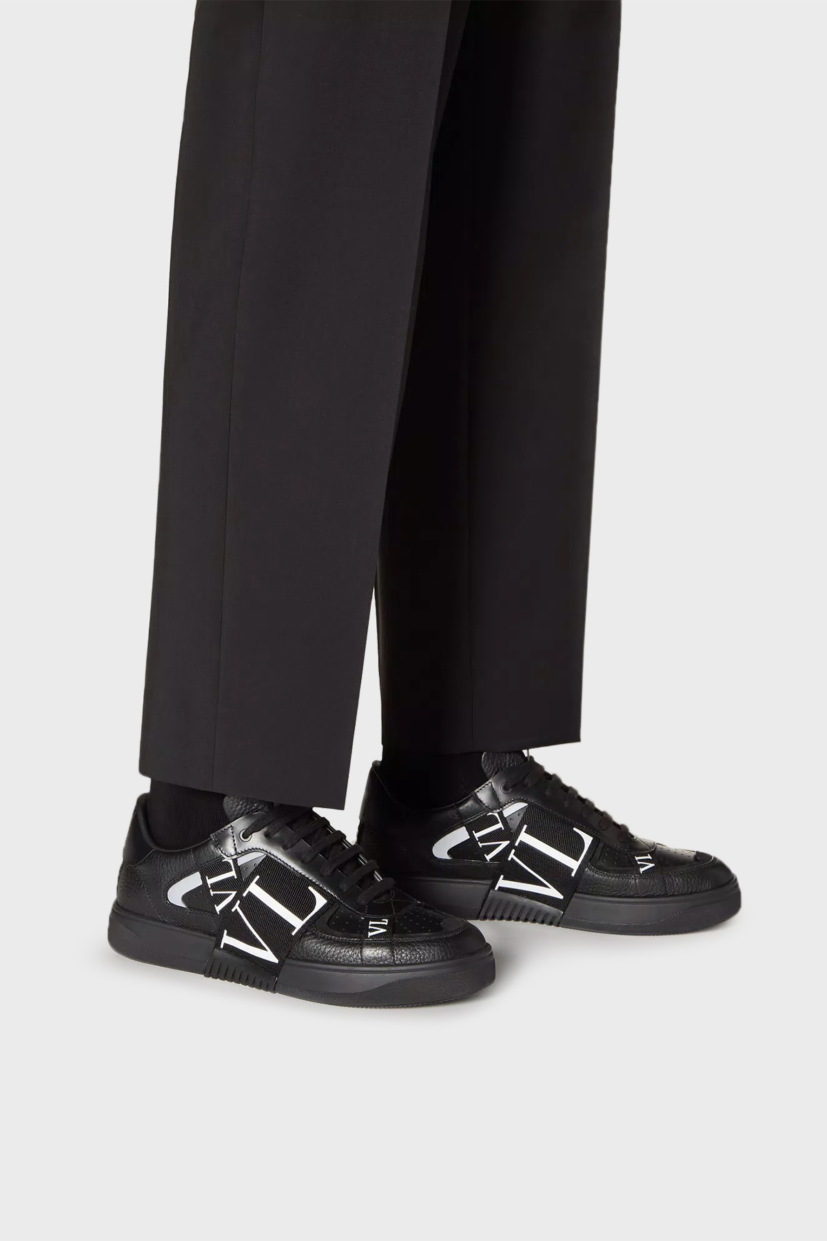 Valentino Garavani Hakiki Deri Logolu Sneaker Erkek Ayakkabı