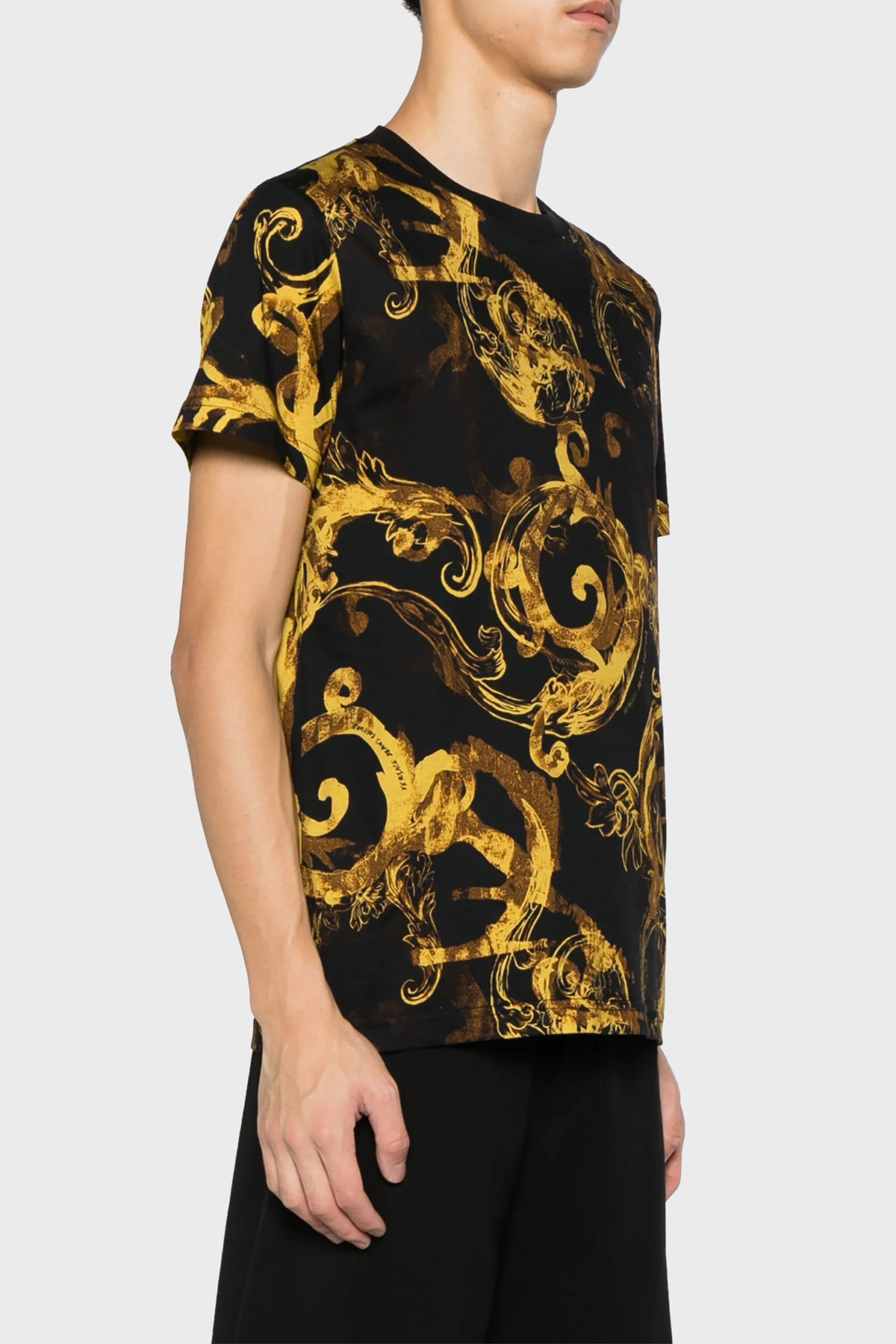 Versace Jeans Couture Pamuklu Slim Fit Bisiklet Yaka Erkek T Shirt 76GAH6S0 JS287 G89 SİYAH-GOLD