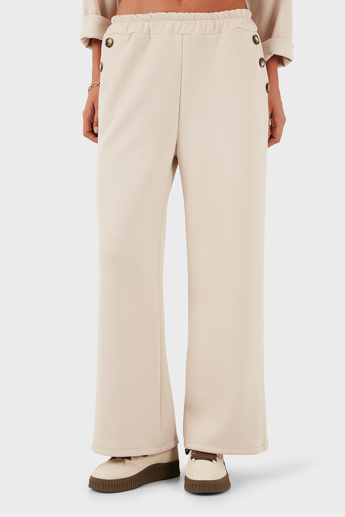 Via Dante Regular Fit Lastikli Bel Geniş Paça Düğme Detaylı Kadın Pantolon 6888573 BEJ