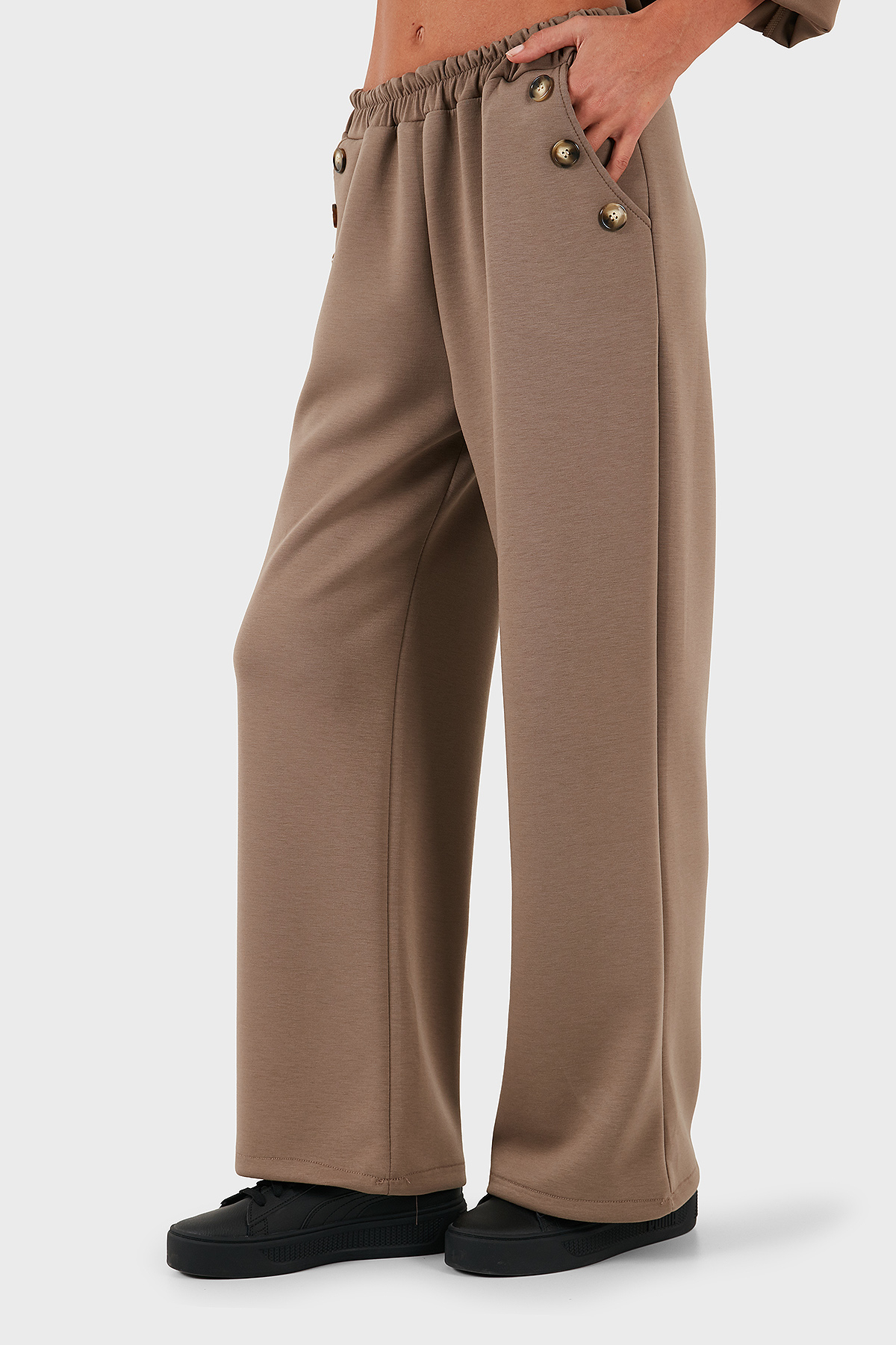 Via Dante Regular Fit Lastikli Bel Geniş Paça Düğme Detaylı Kadın Pantolon 6888573 VİZON